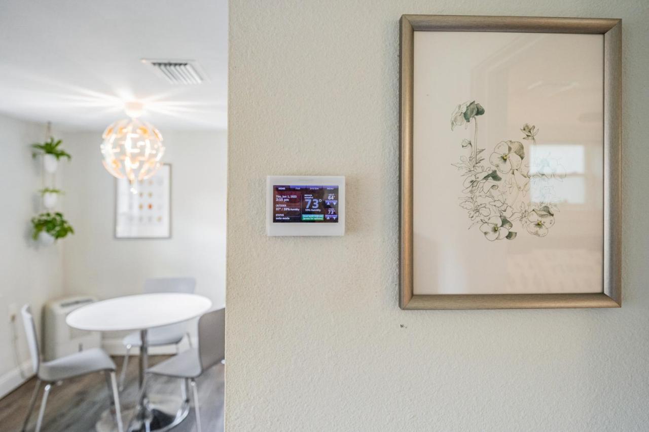 The Urban Nest Hotell Tampa Exteriör bild